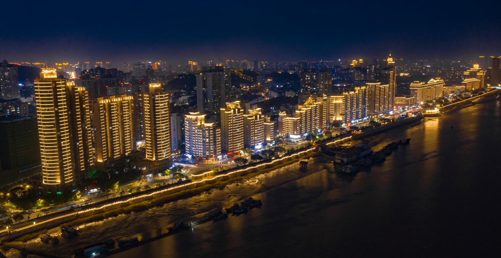 滨江路夜景 - 重庆市江北区人民政府